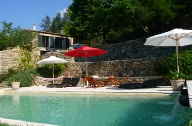 Piscine au Domaine du Fayet - Séjour de charme à Sanilhac (Ardèche, France)