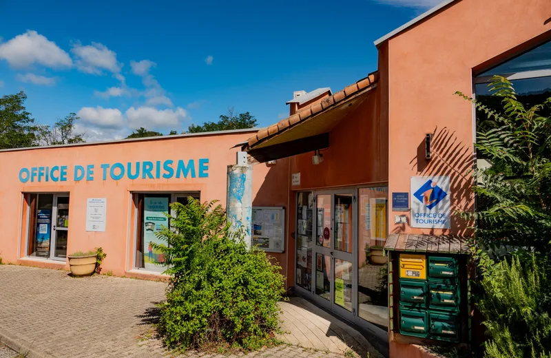 Office de Tourisme - Bureau de Neyrac les Bains ©sourcesetvolcans