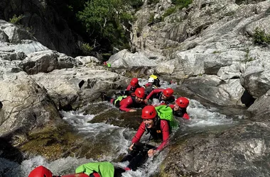 Descente des merveilleuses gorges du Chassezac en Canyoning