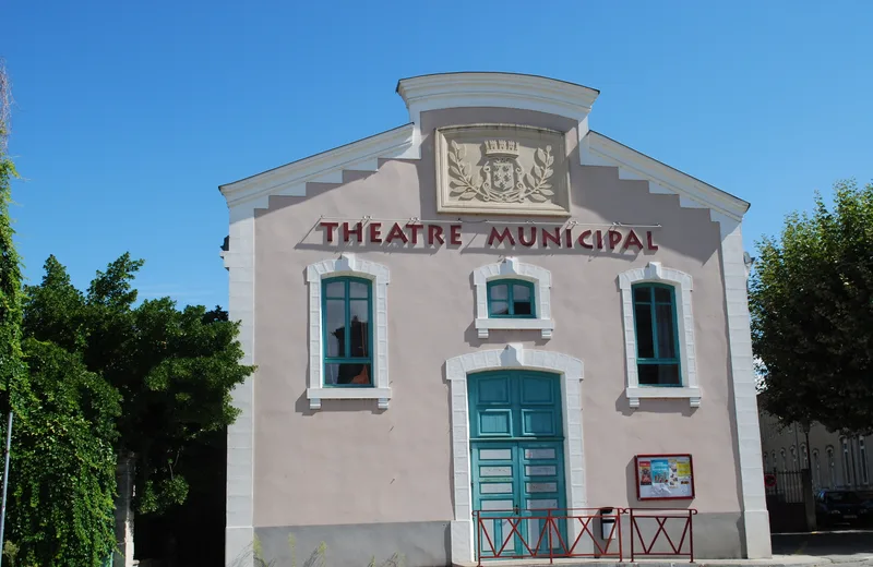 theatre-muncipal-viviers