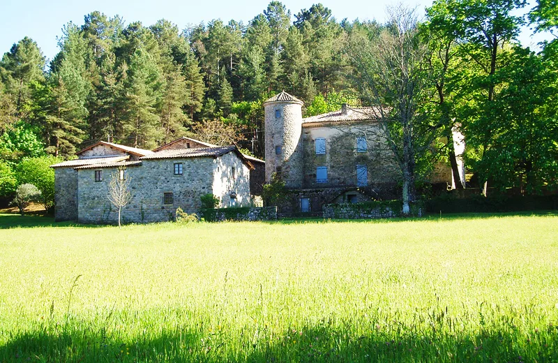 Prades - Château de Montseveny ©OTASV