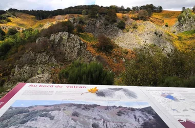 Péreyres - randonnée au Ray Pic à l'automne 2 ©sourcesetvolcans