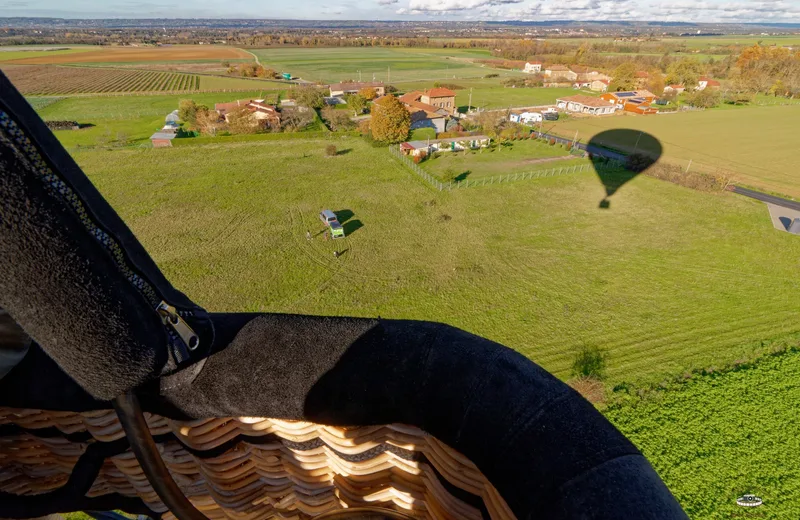 Hot-air balloon flight in the Drôme des collines – VIP package