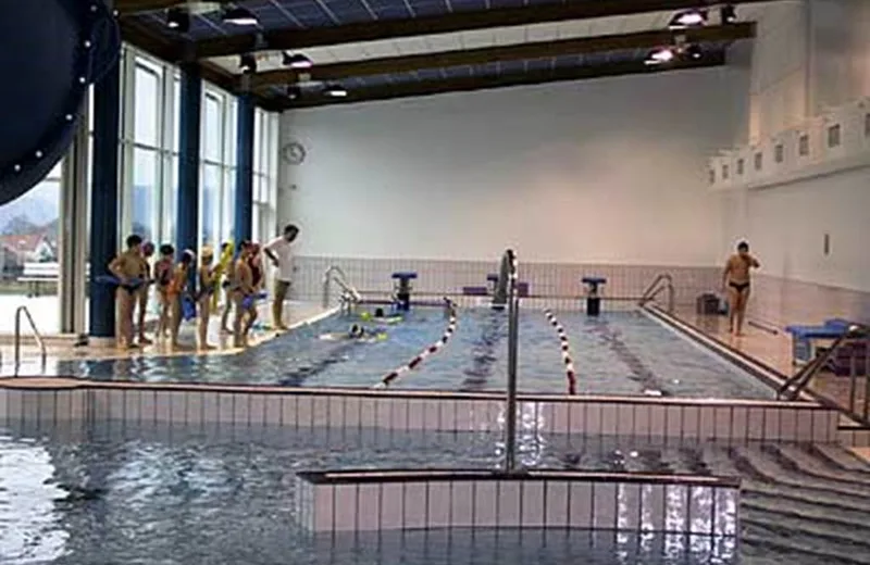 Vireux-Wallerand swimming pool
