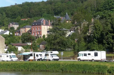 camperplaats in Bogny-sur-Meuse