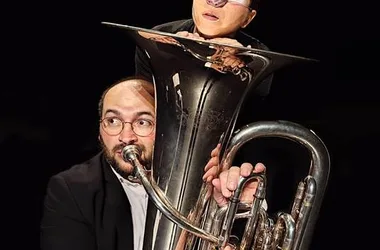 Spectacle : Boom, duo pour un clown et un tuba