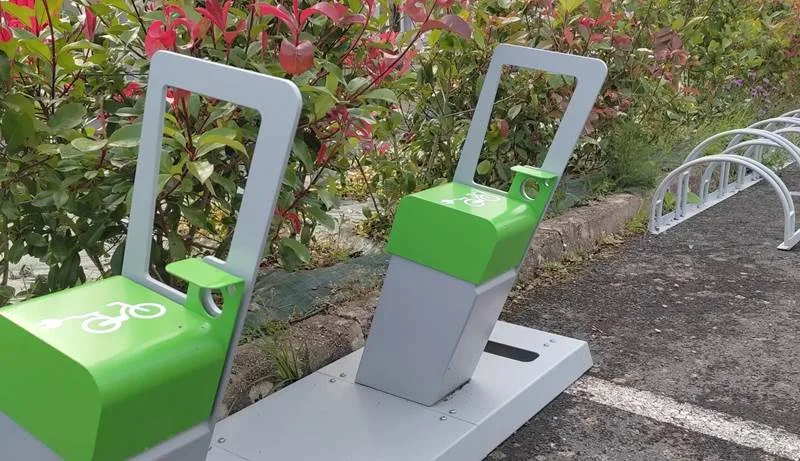 Electric bike charging station