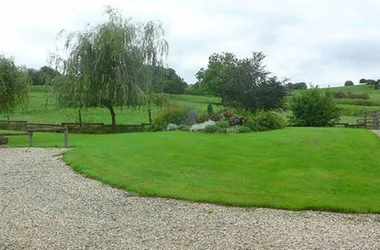 Gite “Chez la Grand-Mère” , ancienne ferme rénovée avec jardin en Argonne