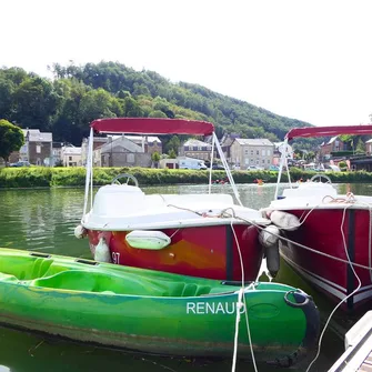 Bateaux électriques à Bogny-sur-Meuse