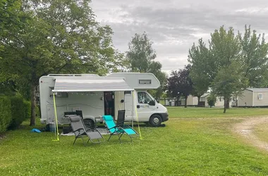 Camping Les Naïades