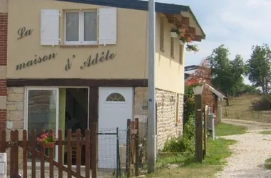 La Maison d'Adèle, maison rénovée proche lac de Bairon, balades en forêt, vélo, cheval - Stonne - Ardennes