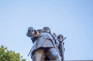 Visite guidée de Mézières et de la Tour du Roy