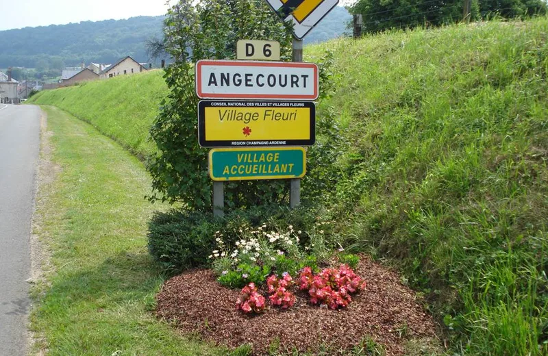 Angecourt