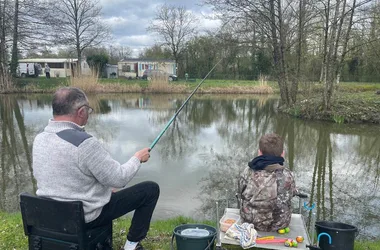 Pêche au camping Les Naïades