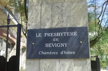 Le Presbytère de Sévigny - Chambre 1, entre Rethel et Laon, table d'hôtes sur réservation - Sévigny-Waleppe - Ardennes