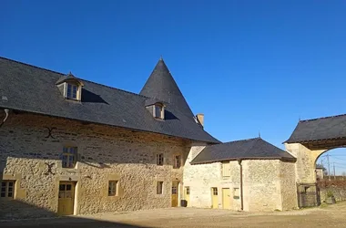 Château de charbogne - Tour de Guet