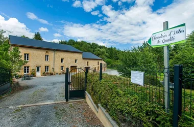 Bed and breakfast in an old mill, 75 ares pond, fishing - Lonny - Ardennes