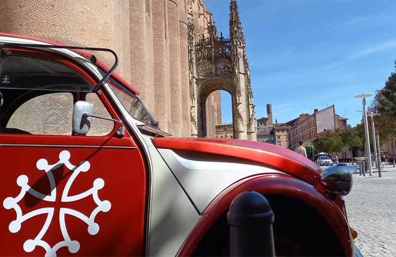 the Cathar jalopy Albi - guided tours