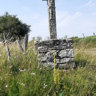 La Croix du Cayre