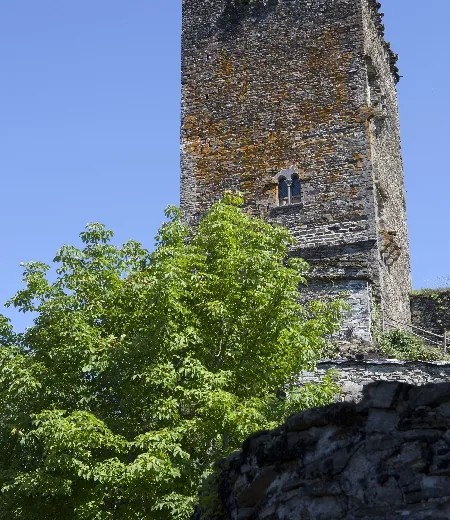 Randonnée : le château de Valon