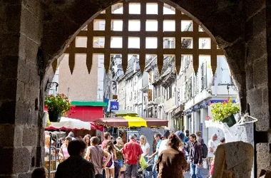 Visite guidée de Mur-de-Barrez