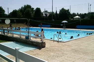 Gemeentelijk zwembad van Ste Geneviève