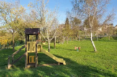 Campouriez playground picnic area