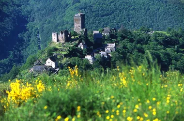 Randonnée : le château de Valon
