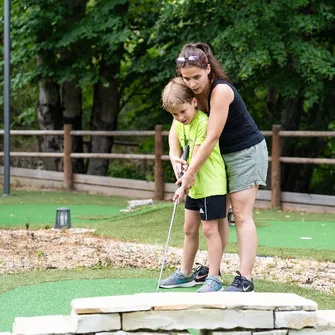 Mini-golf – AIROTEL Camping La Source