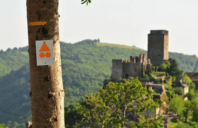 MTB Carladez: De toppen van het kasteel van Valon
