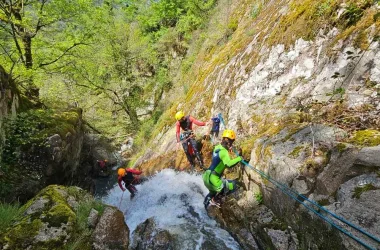 Bureau des Moniteurs d’Argences-en-Aubrac – Canyoning