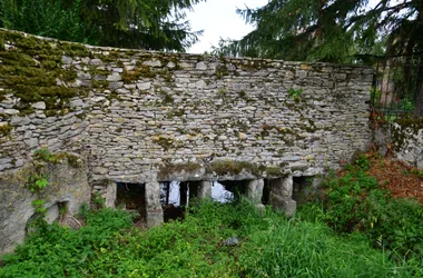 vestiges à Optevoz commune des Balcons du Dauphiné