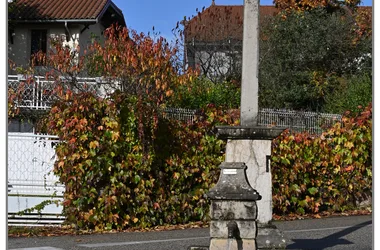 Kreuz von Saint-Victor-de-Morestel auf den Balcons du Dauphiné