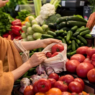 Dégustation et vente des producteurs locaux