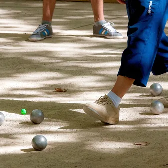 Concours de pétanque