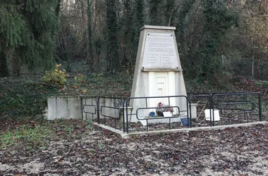 Sicard Cross-monument - Salagnon