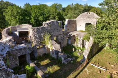 Quirieu, cité médiévale des Balcons du Dauphiné