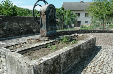 Creys-Mépieu-Brunnen