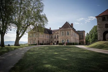 Journées Européennes du Patrimoine : visite commentée au château de Montolivet, exposition photos et musique