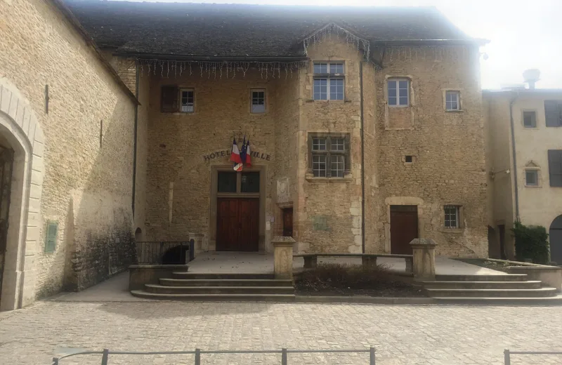 Crémieu town hall