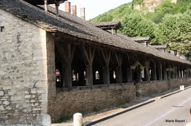 Die mittelalterliche Stadt Crémieu - Balcons du Dauphiné