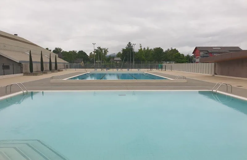 Gemeentelijk zwembad van Avenières