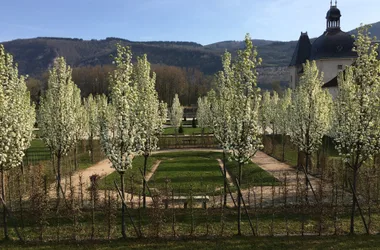 Château de Vertrieu, dit “château moderne” et son parc