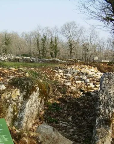 Le Tombeau du Géant – Parcours pédagogique, livret jeu