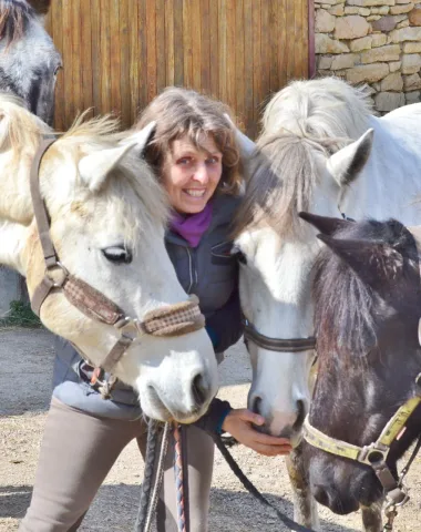 Ferme équestre de Saint Gauzy : Poney Club et Equithérapie