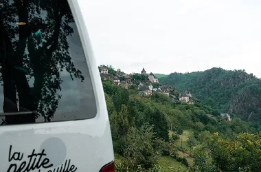 La van-life en Aveyron avec la petite vadrouille