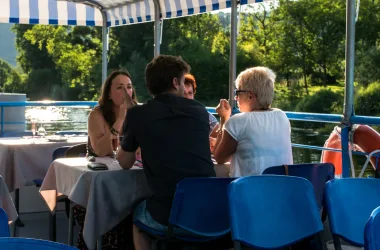 Bateau Olt : croisière restauration