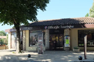 West Aveyron Tourist Office - Villefranche de Rouergue Office: Exteriors