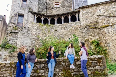 Classic guided tour of Najac and the Governor's house