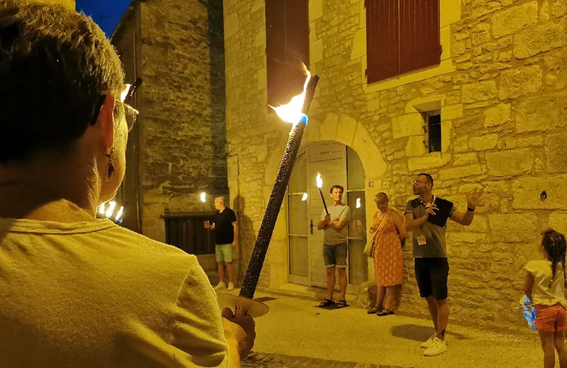 Visita guiada nocturna de Villeneuve-d'Aveyron